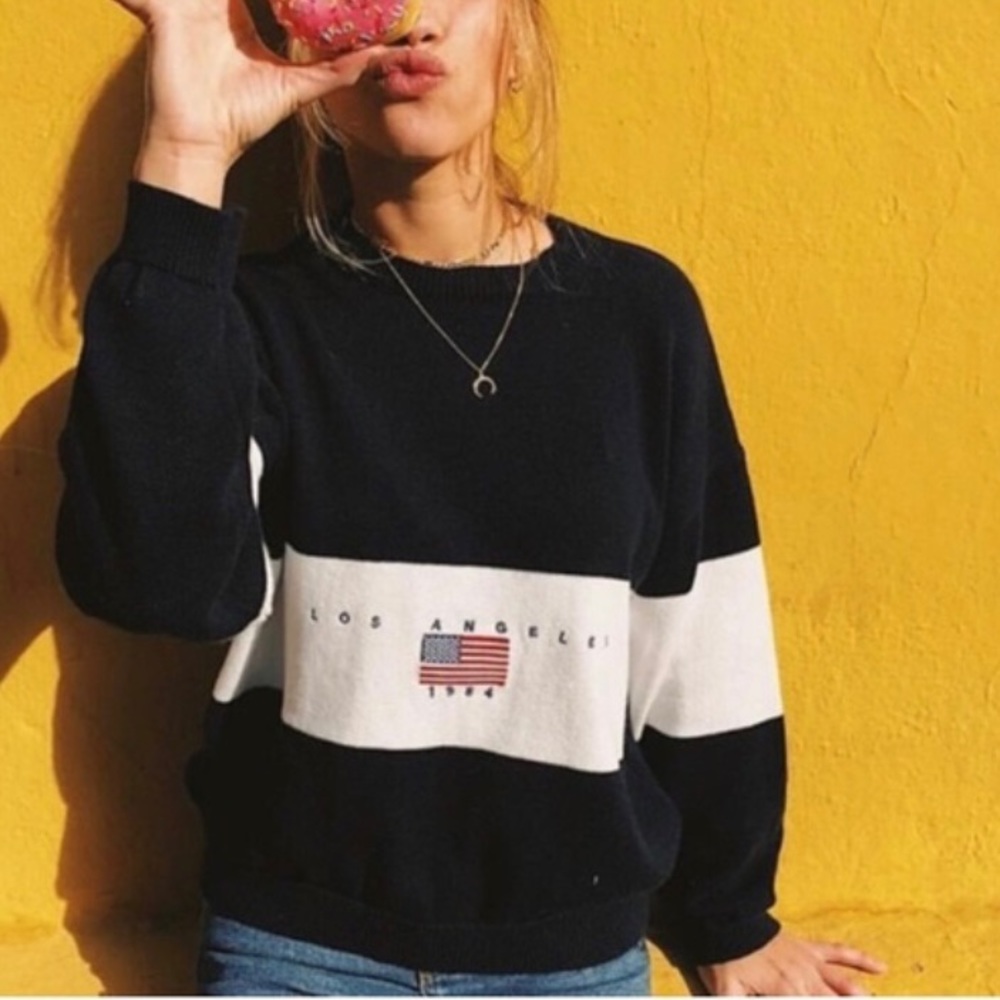 Brandy Melville Los Angeles Crewneck